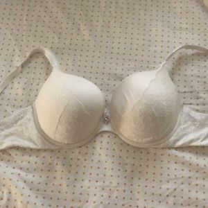 White VS Body by Victoria bra